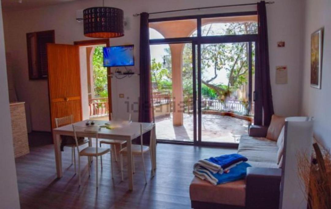 Elegance Apartment Taormina Letojanni Exteriér fotografie